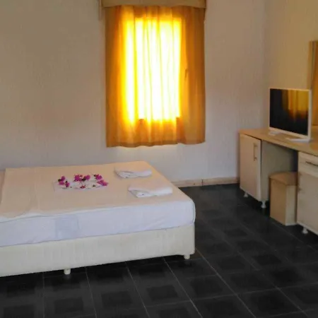 Chronos Hotel Akyarlar